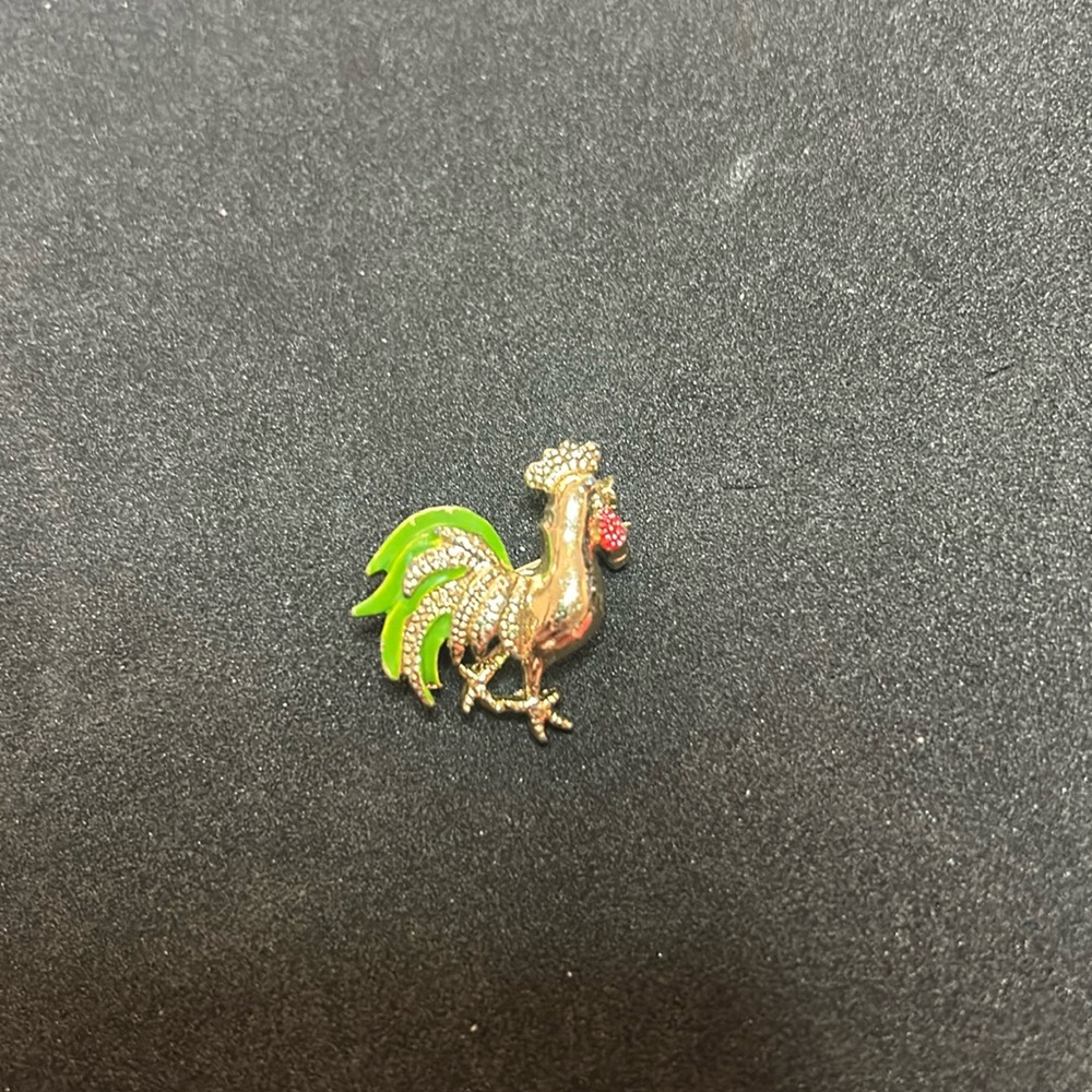 Rooster pin